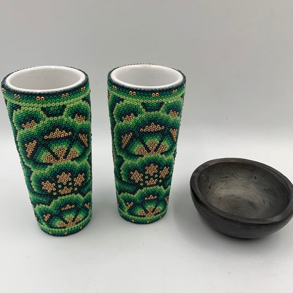Set tequileros huichol con jícara de barro